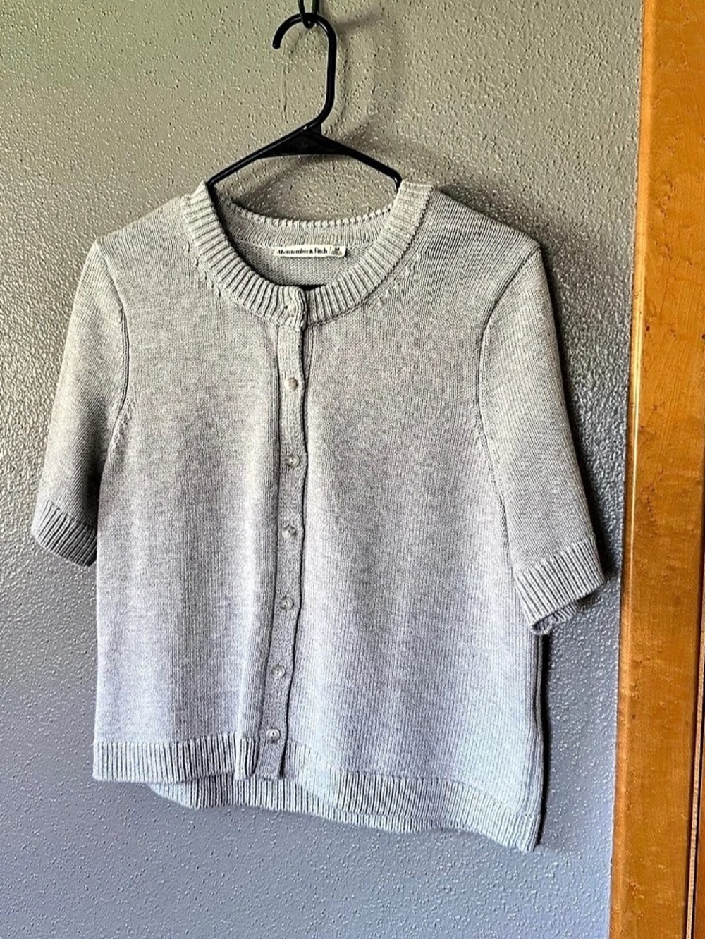 Abercrombie & Fitch Textural Short-Sleeve Crew Cardigan Gray Medium